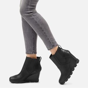 Sorel Joan Arctic Wedge ll Chelsea Boots